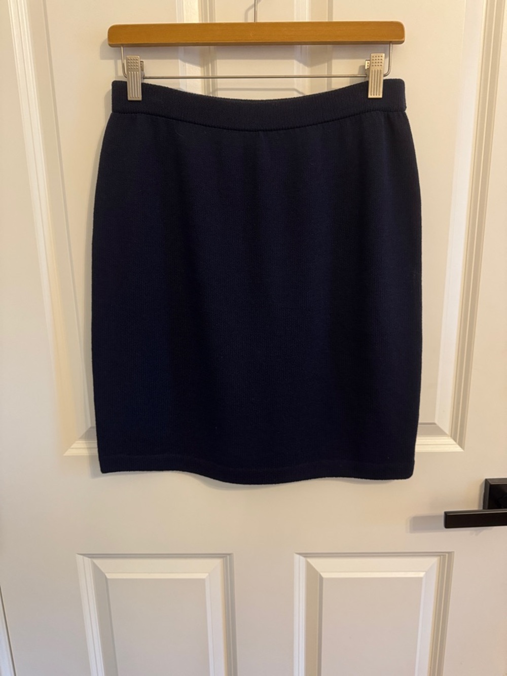St. John Collection Navy Knit Pencil Skirt